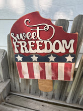 Load image into Gallery viewer, Red, White and Boom Patriotic DecorWorkshop - June 17 5pm