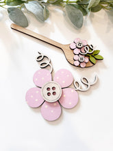 Load image into Gallery viewer, Interchangeable Faux Cutting Board