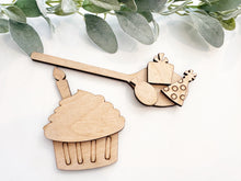 Load image into Gallery viewer, Interchangeable Faux Cutting Board