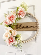 Load image into Gallery viewer, Bloom Flower Wreath Workshop