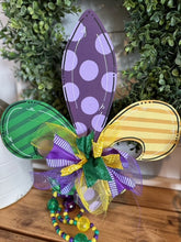 Load image into Gallery viewer, Fleur De Lis Painted Mardi Gras Door Hanger