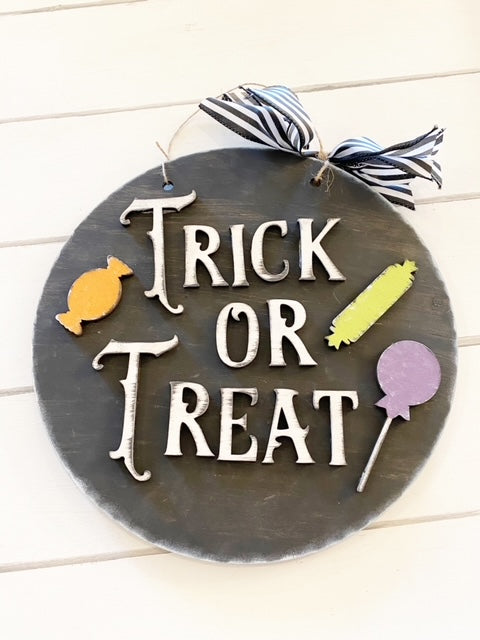Reversible Trick or Treat Sign