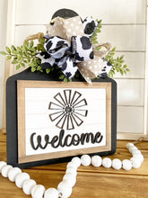 Load image into Gallery viewer, Interchangeable Cow Tag Hanger