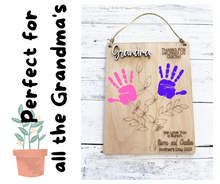 Load image into Gallery viewer, Grandma’s Handprint Boutique