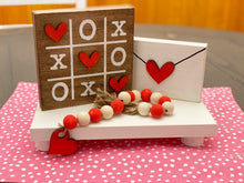 Load image into Gallery viewer, Mini Valentine Table set